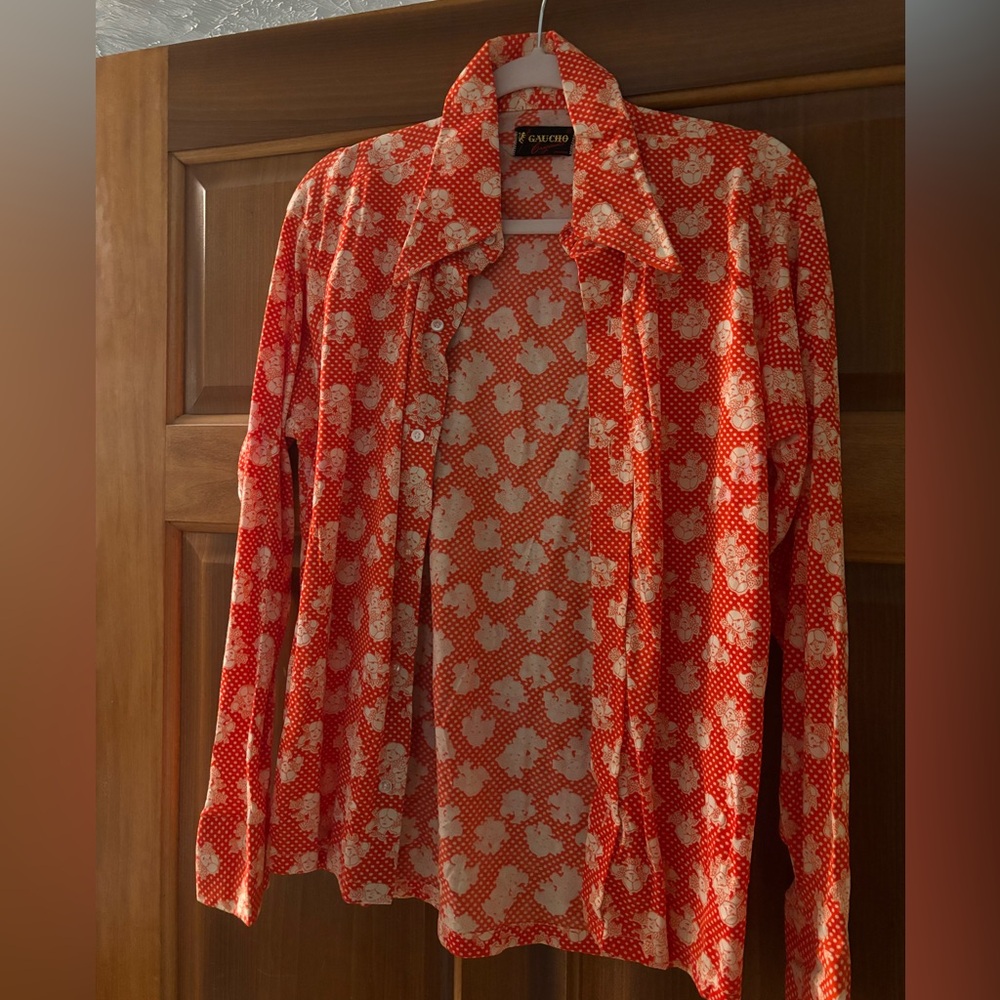 RARE! 60s-70s Vintage GAUCHO Originals brand girl pattern orange shirt